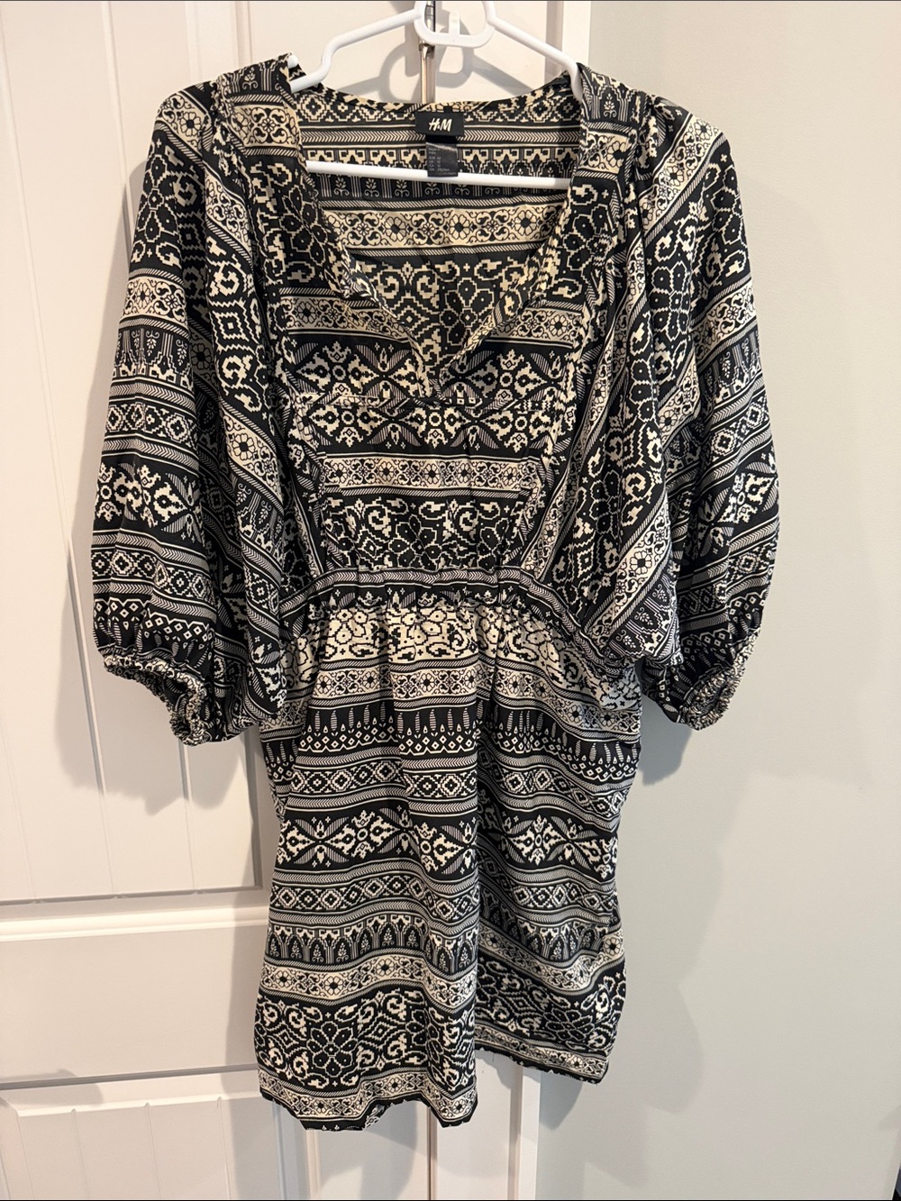 H&M Black & Cream Printed Mini Dress